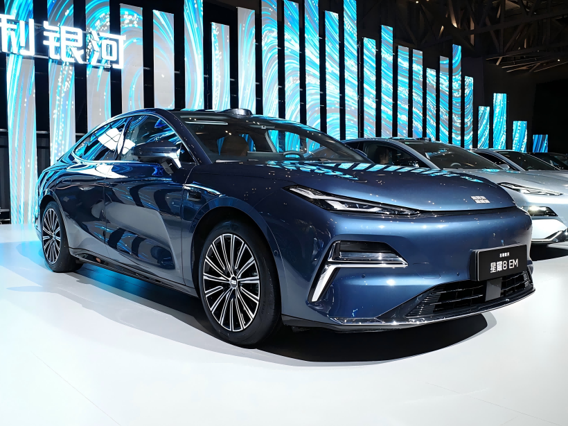Geely Galaxy Xingyao 8 Em, großer PHEV mit EM-P Hybrid, startet Mai